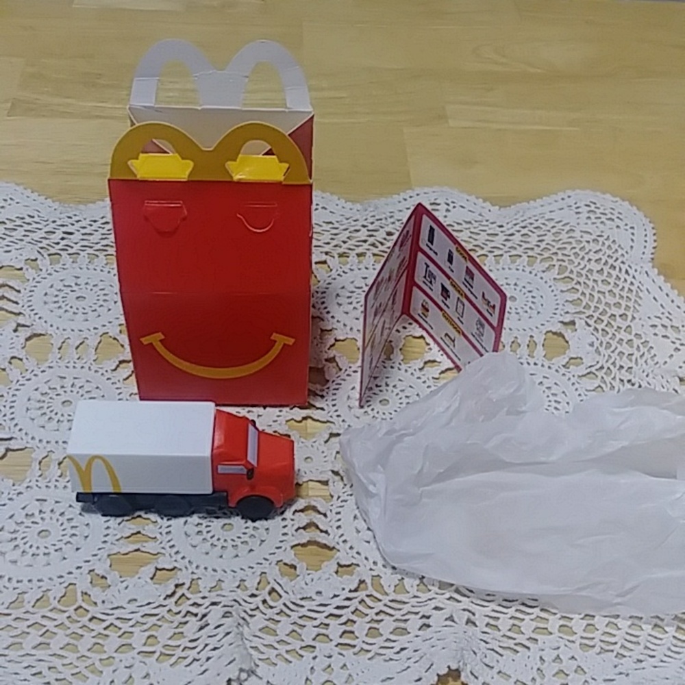 Lil McDonald's Delivery Truck #16 Happy Meal Truck Toy